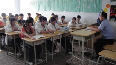 法制教育进班级上讲台宣讲活动