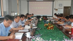 山东省轻工工程学校党委中心组集中学习《党委会的工作方法》