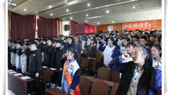让雷锋之歌永远飘扬——山东省轻工工程学校学生“十个一”行动丰富多彩