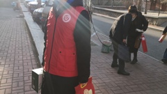 您卫国戍边 我替您拜年
