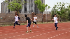 鸣奏青春旋律 书写运动乐章--山东省轻工工程学校校园体育节进行中（二）