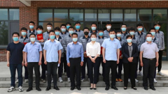 产教深度融合 校企协同育人——山东省轻工工程学校举行模具制造技术专业现代学徒制 “未来工匠班”结业仪式