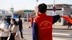 宜居靓家园 健康新生活——山东省轻工工程学校举行第35个爱国卫生月主题活动