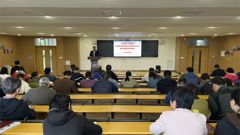 学深悟透担使命 踔厉奋进新征程——山东省轻工工程学校组织学习贯彻习近平新时代中国特色社会主义思想主题教育专题读书班