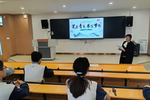 轻工学子｜笔墨飞扬展青春风采 现场创作书梦想华章——山东省轻工工程学校举行“笔墨青春 书写梦想”写作节活动